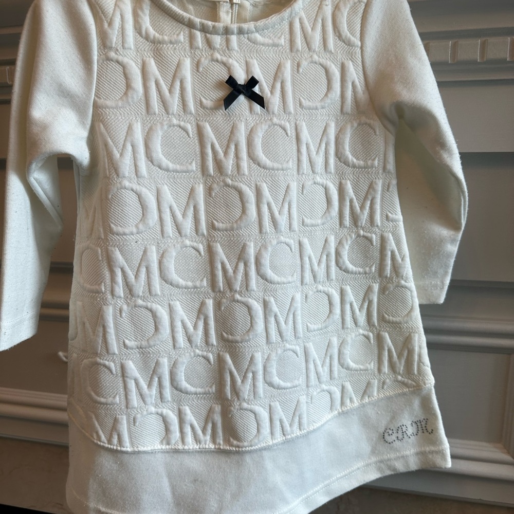 Gorgeous girls Chroma ivory dress with black bow size 4